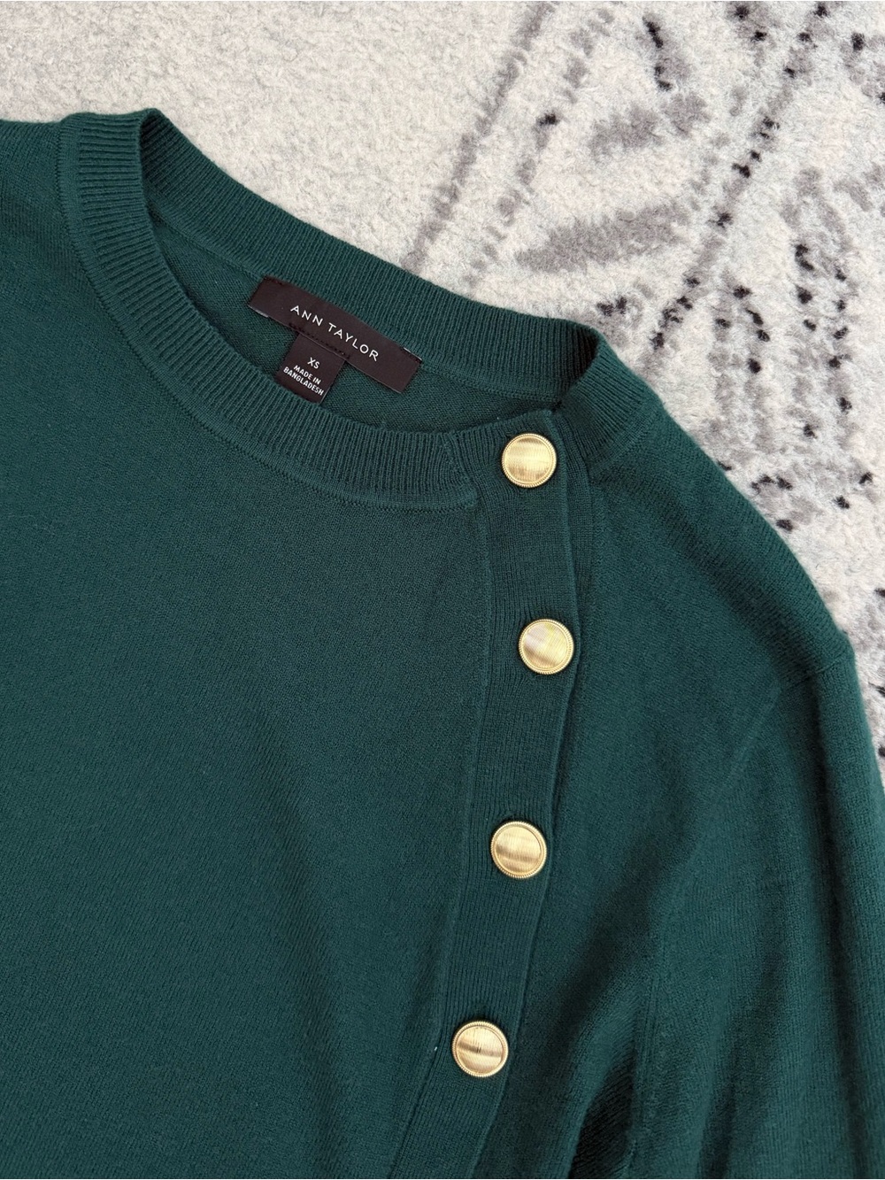 Ann Taylor Forest Green Gold Button Sweater